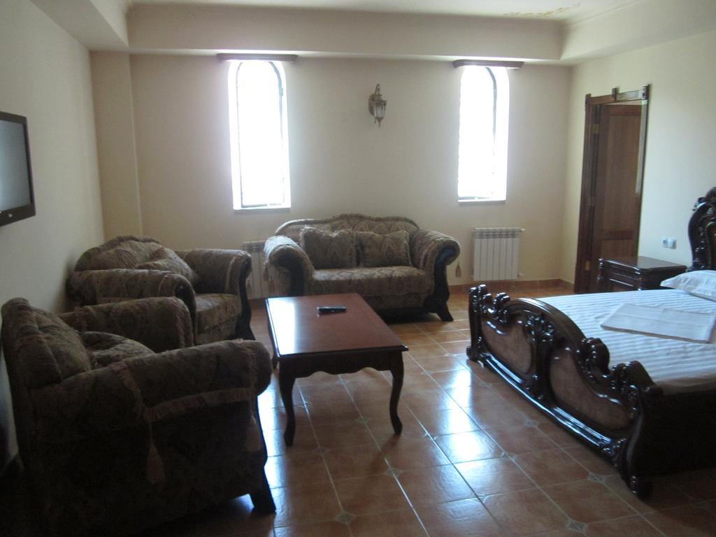 Venezia Palazzo Hotel Ereván Habitación foto